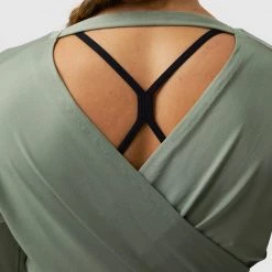 Born Primitive Bromeliad Long Sleeve (Pear) 8 Born Primitive Bromeliad Long Sleeve (Pear)